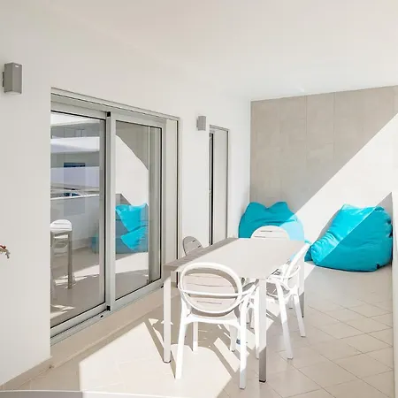 Modern Coastal Algarve Lejlighed *