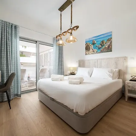 Modern Coastal Algarve Lejlighed *